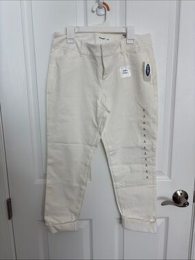 Old Navy White Cropped Pull-On Pants